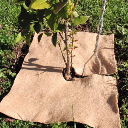 jute_weed_mat_in_action
